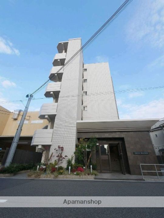 OUEST RIVIEREの外観