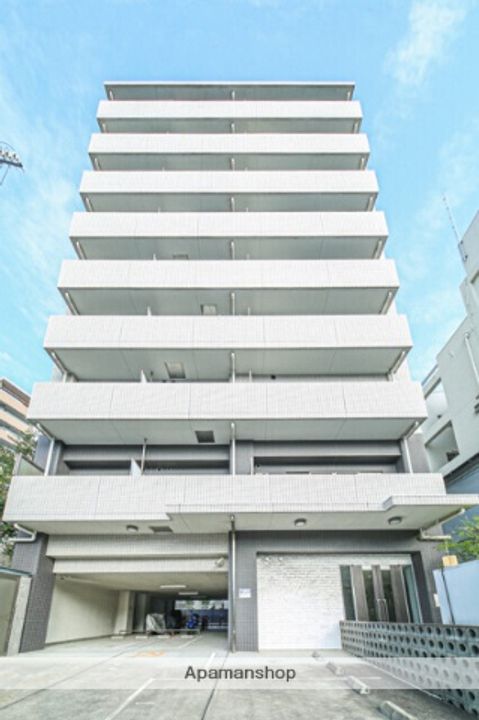 大阪府大阪市北区中津6丁目の賃貸マンションの外観