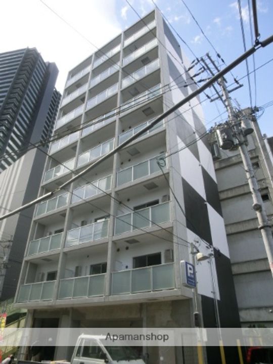 ウインズコート西梅田の外観