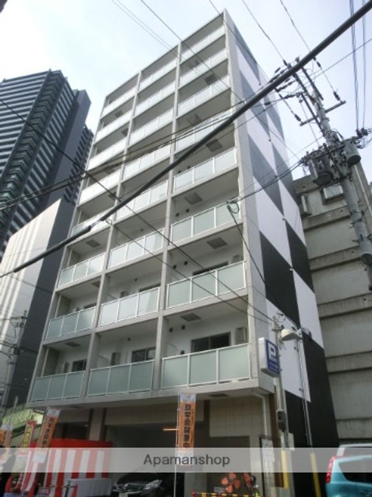ウインズコート西梅田の外観
