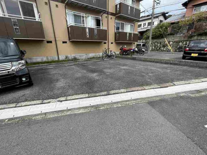 ジュネス阪本205の外観