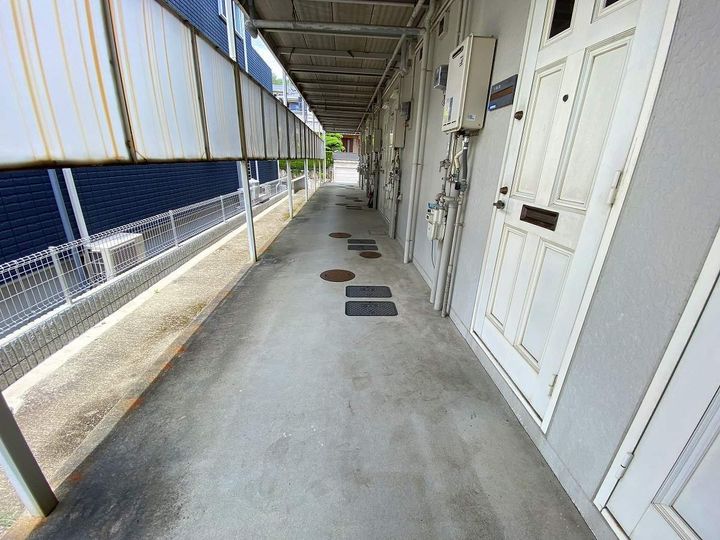 ジュネス阪本205の外観