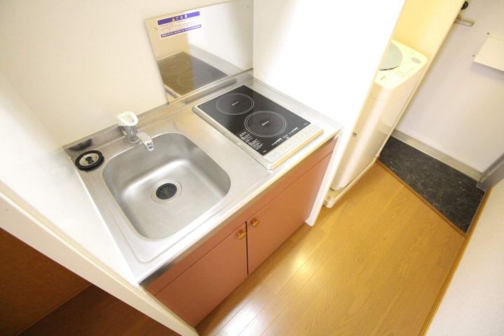 レオパレスCOMFORTひらのIのキッチン