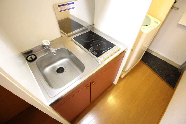 レオパレスCOMFORTひらのIのキッチン