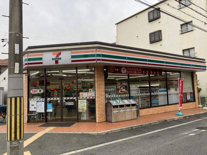レオパレスEAST FIELDの周辺