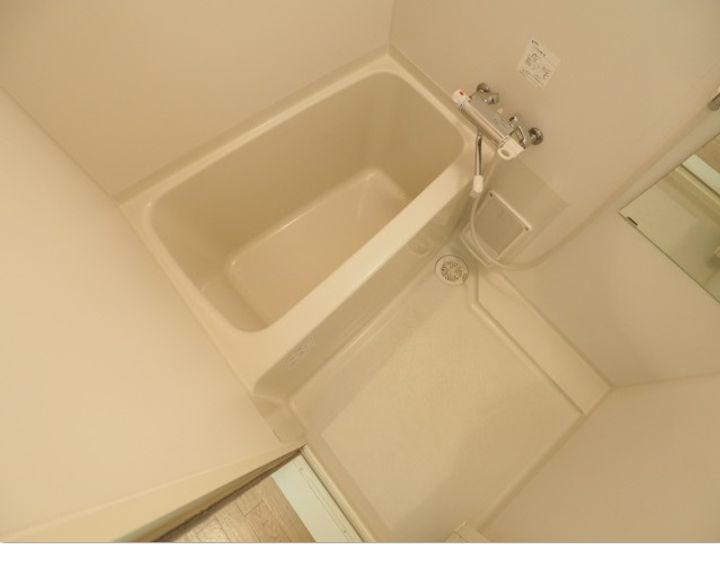 レオパレスすばるの風呂