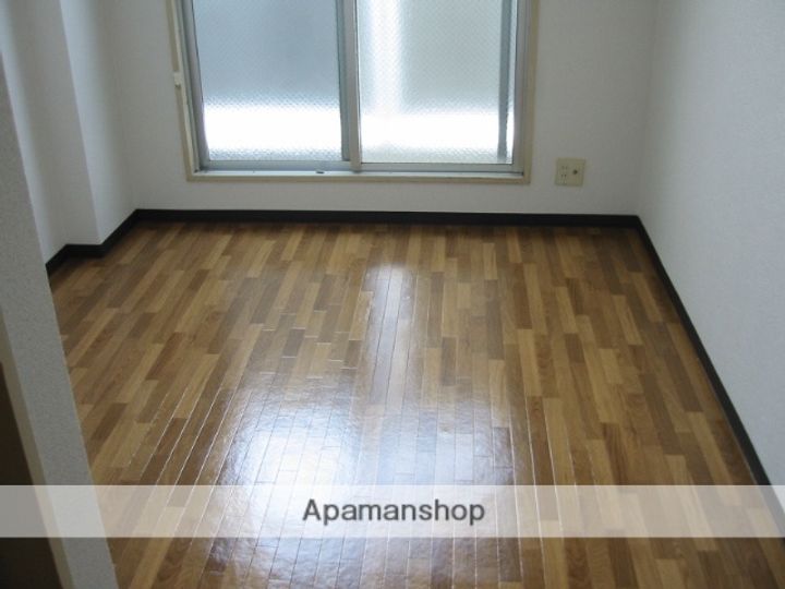 大阪府大阪市生野区巽南3丁目の賃貸マンション505の居間