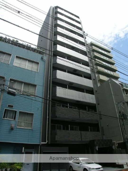 ジュネーゼグラン本町EASTの外観