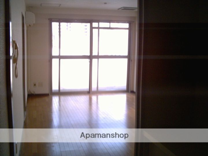 サニーパレス副田301の居間