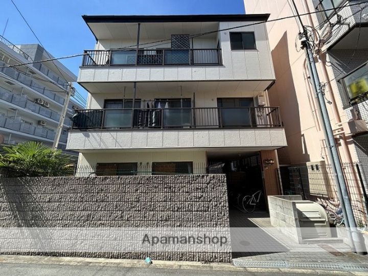 アイシェード勝山301の外観