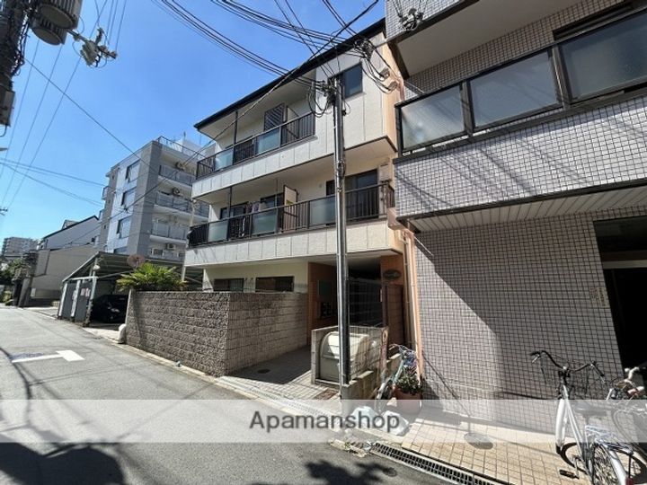 アイシェード勝山301の外観