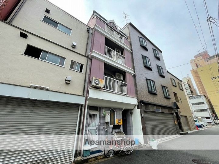 USハウスの外観