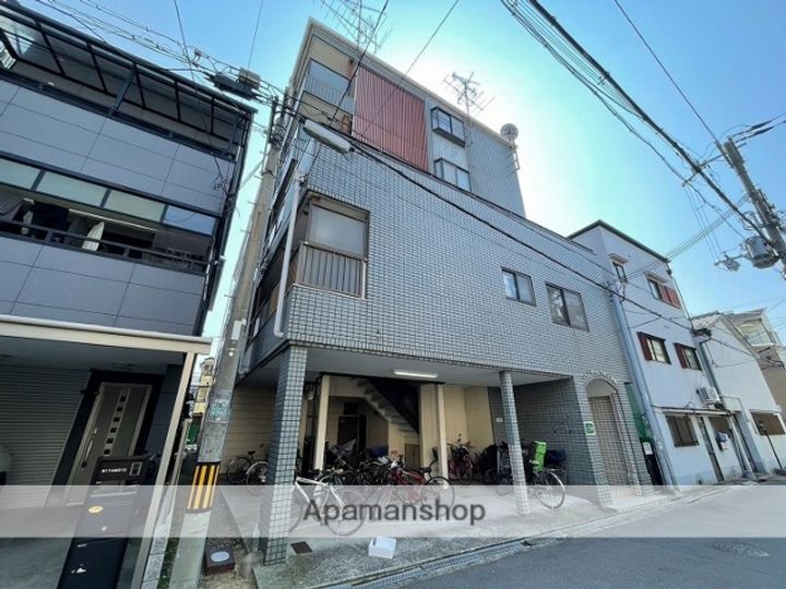 シャンボール今里II番館の外観