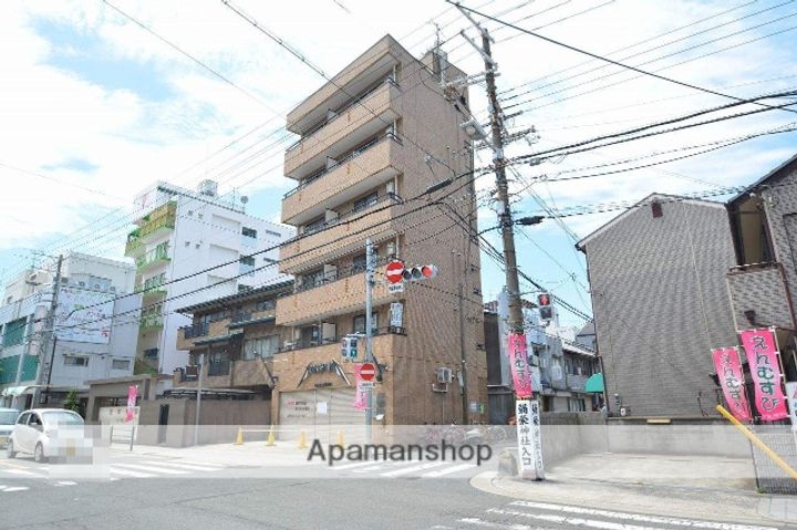 大阪府大阪市生野区桃谷2丁目の賃貸マンションの外観