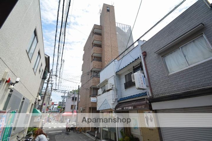 大阪府大阪市生野区桃谷2丁目の賃貸マンションの外観