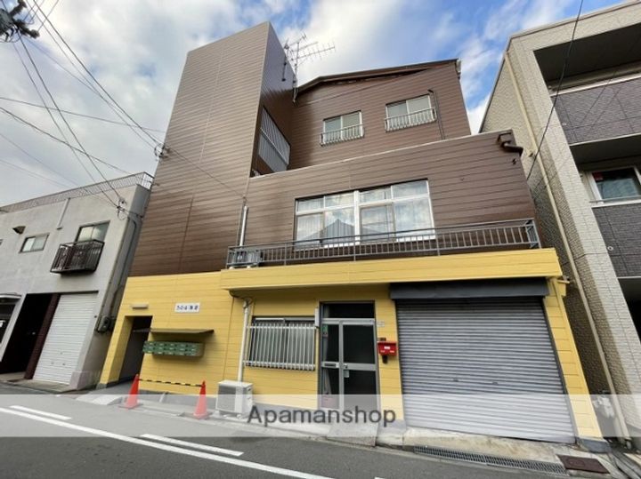 ファミール諏訪405の外観