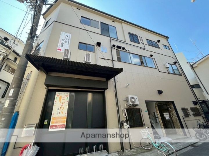 徳原マンションの外観