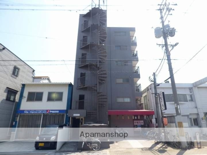 大阪府大阪市生野区田島4丁目の賃貸マンション101の外観