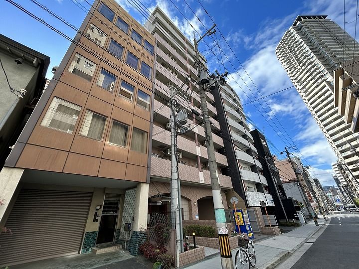シャルマンフジ大阪城南の外観