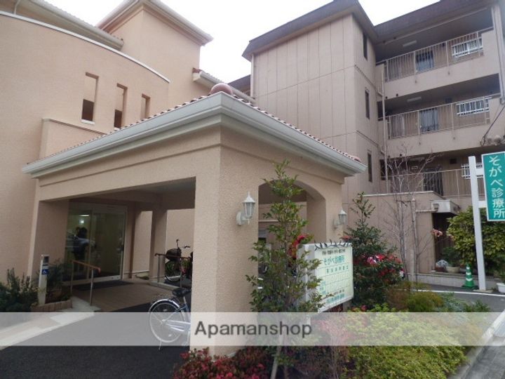 アミュゼの周辺