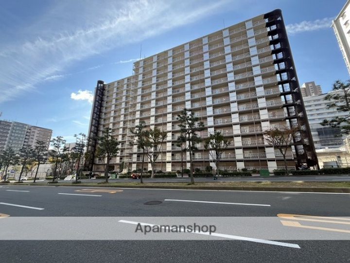 上本町ガーデンハイツの外観