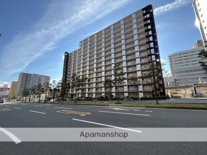 上本町ガーデンハイツの外観