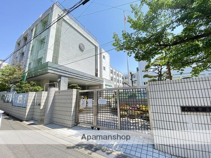 上本町ガーデンハイツの周辺
