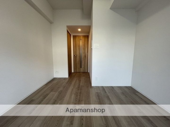 大阪府大阪市生野区中川西1丁目の賃貸マンションの内装