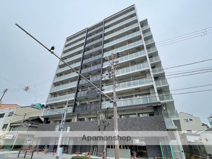 大阪府大阪市生野区中川西1丁目の賃貸マンションの外観