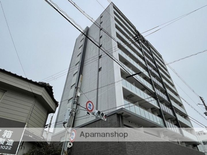 大阪府大阪市生野区中川西1丁目の賃貸マンションの外観