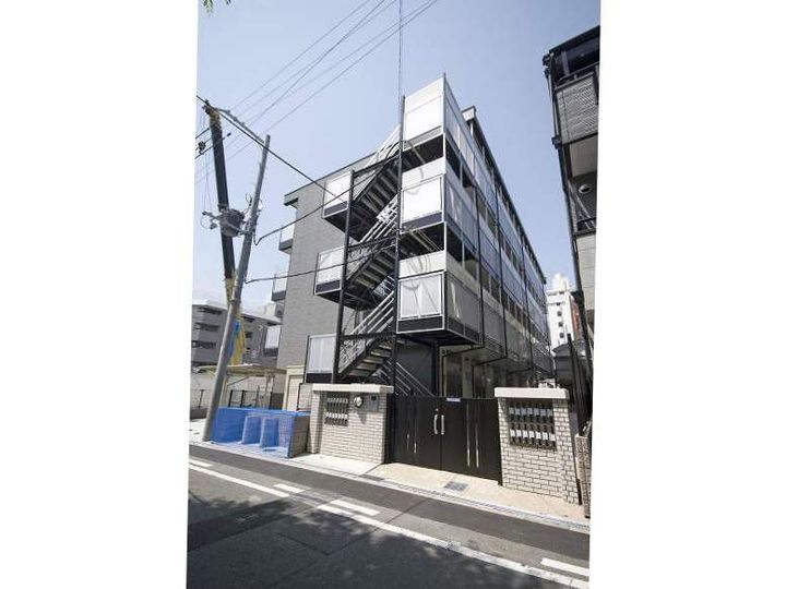 レオパレスアスターの外観