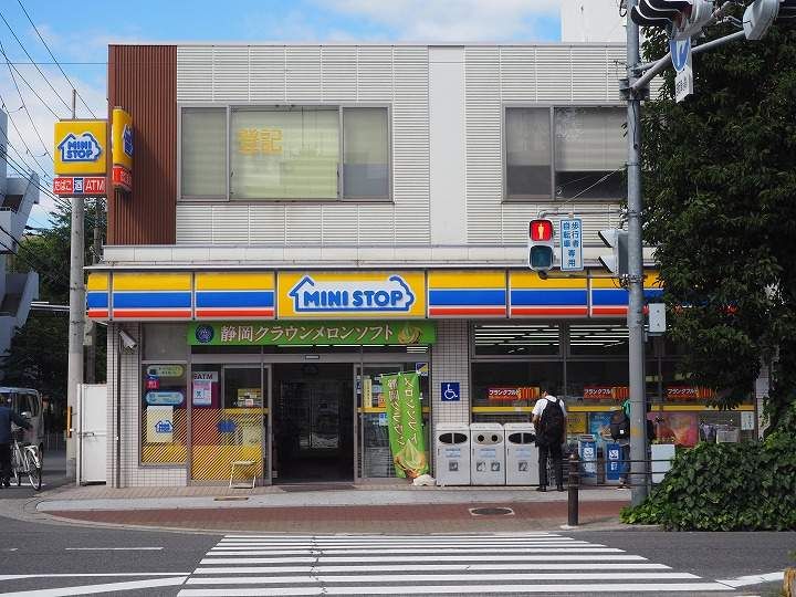 レオパレス真Vの周辺