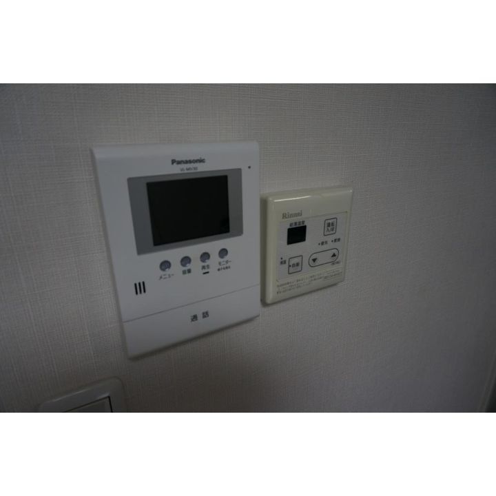 ヴァロンドール中野105号室の内装