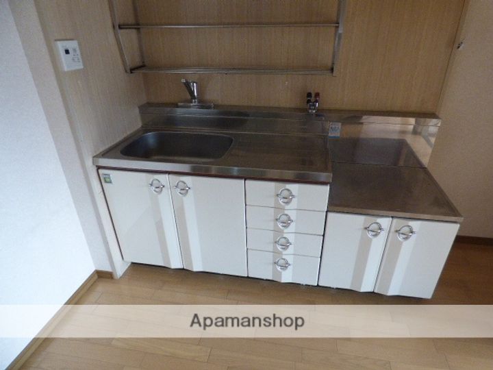 ファースト巽南のキッチン