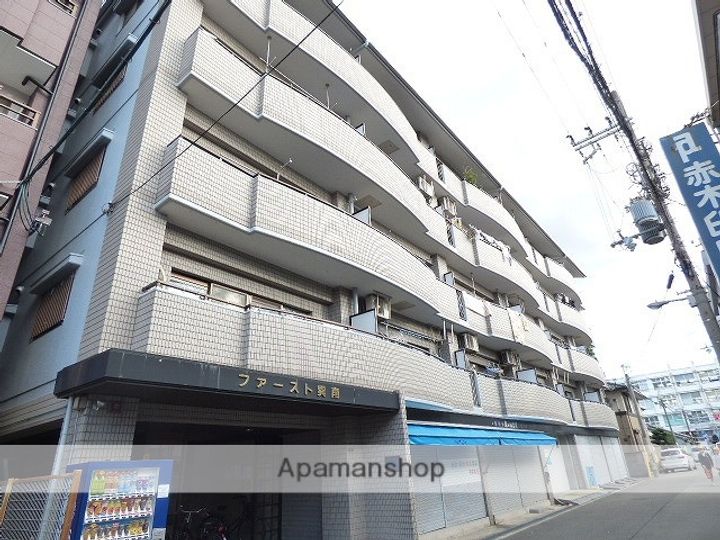 ファースト巽南の外観