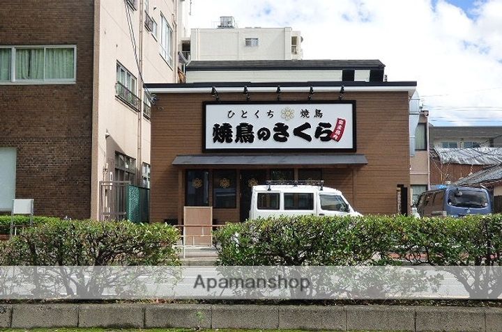 ロータリーマンション布施北703の周辺