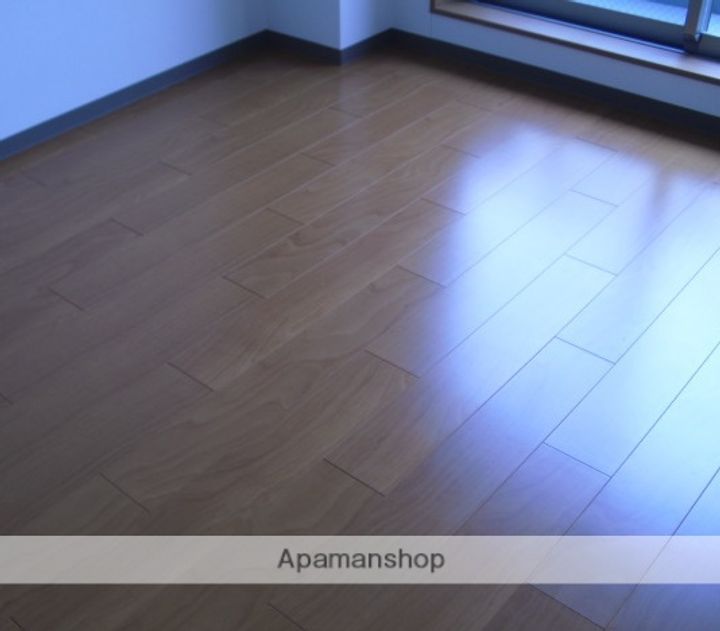 エスグランデ渋川105の居間