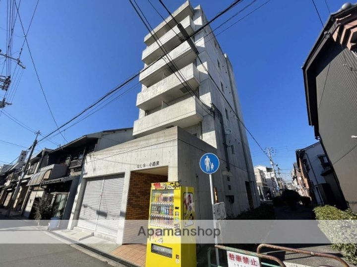 GLS小路東302の外観