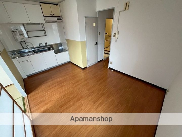 サカエマンションの内装