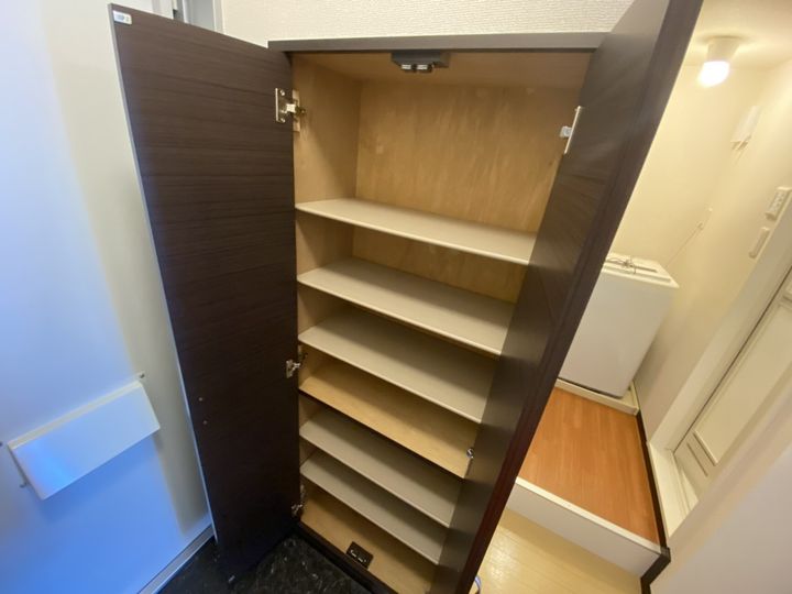 レオネクストイーエフIIIの内装