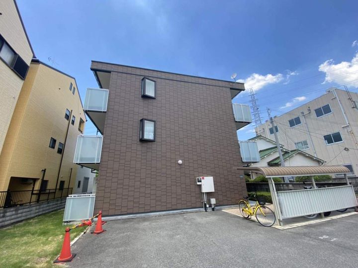 レオネクストイーエフIIIの外観