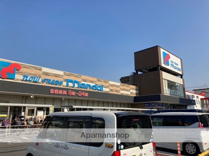モンプレインの周辺
