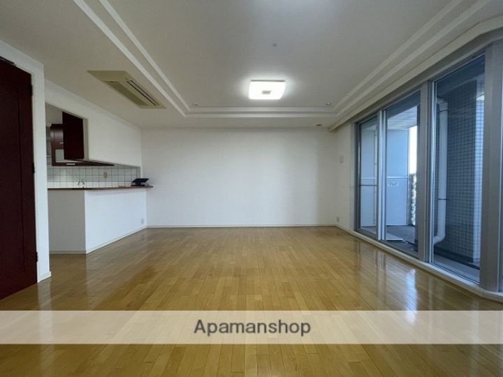 夕陽丘イクスの居間