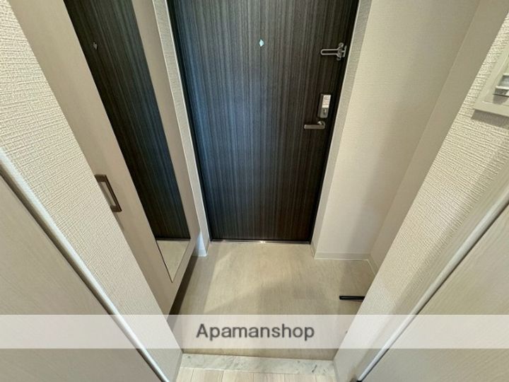 エスリード大阪平野プライム606の玄関