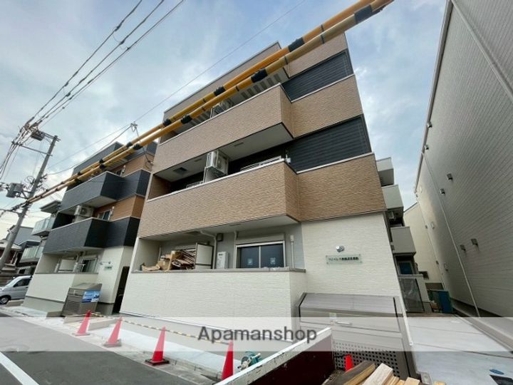 フジパレス俊徳道Ⅲ番館の外観