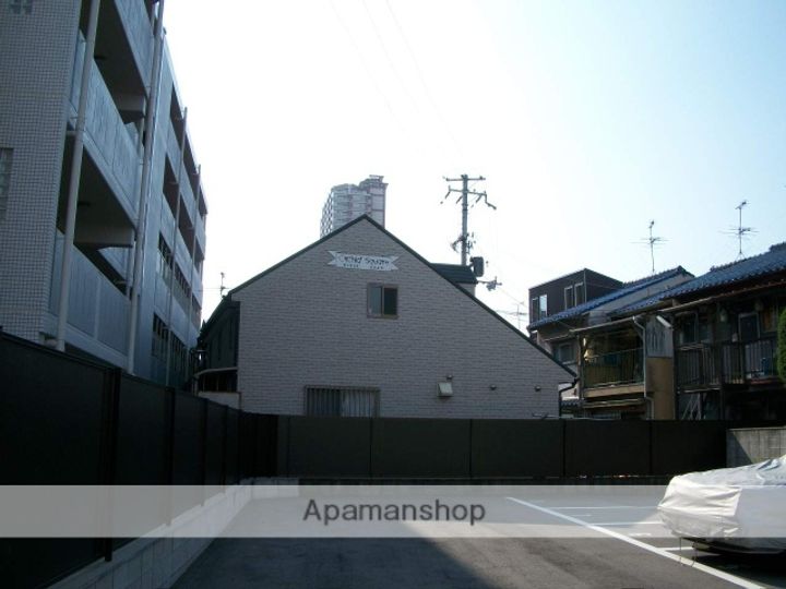 オーキッドスクエア1Bの外観