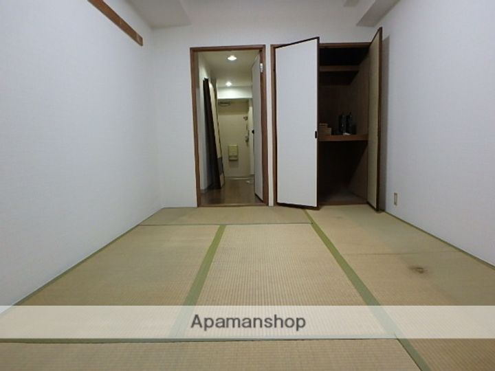 ハーベスト真田山101の居間