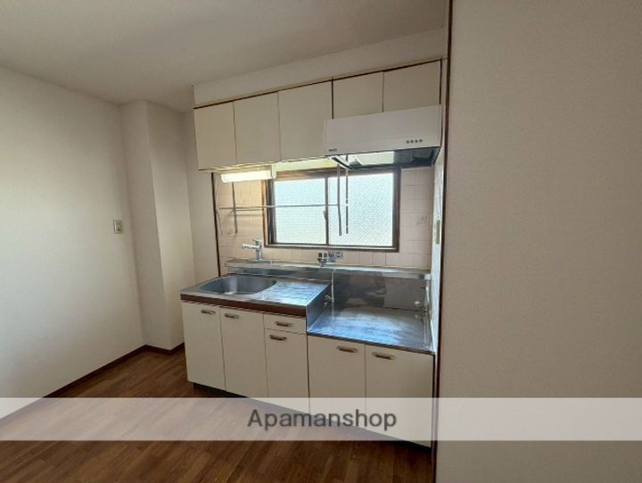 ロイヤル丸文Ⅱ805の内装