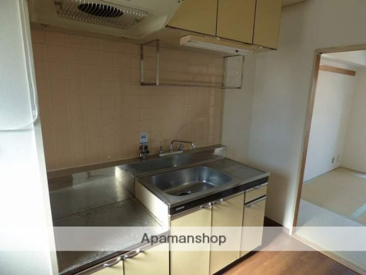 大阪府大阪市城東区諏訪4丁目の賃貸マンション301のキッチン