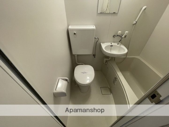 大阪府大阪市平野区加美西2丁目の賃貸マンション101の内装